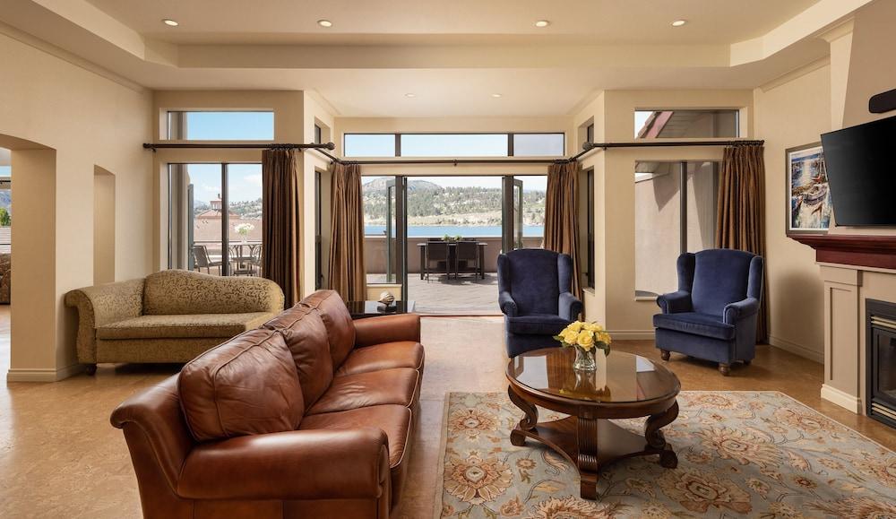 The Royal Kelowna - Bellstar Hotels & Resorts Экстерьер фото