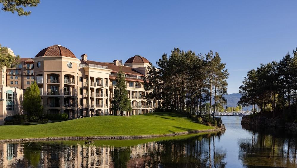 The Royal Kelowna - Bellstar Hotels & Resorts Экстерьер фото